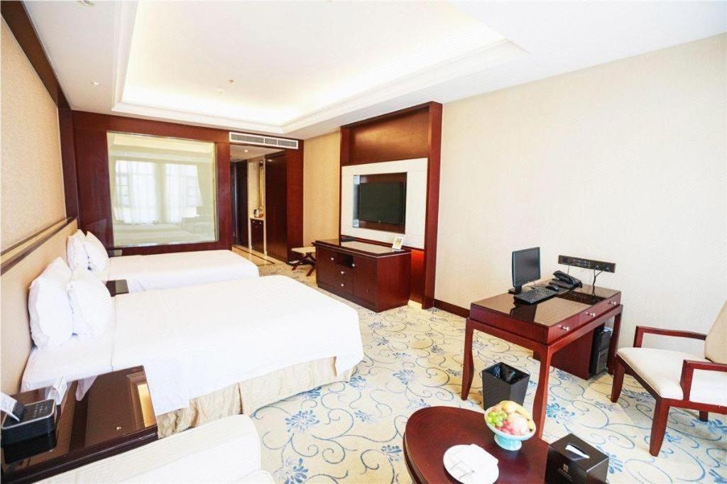 Linyi Blue Horizon International Hotel Yi He Exterior foto