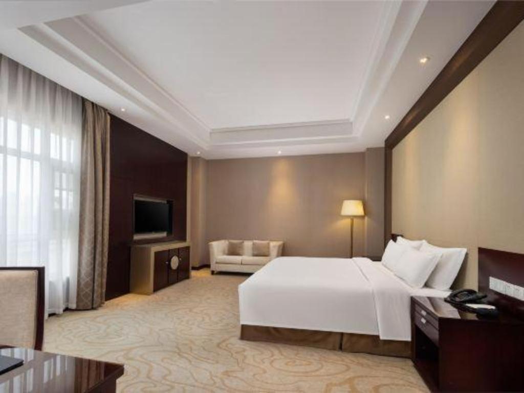 Linyi Blue Horizon International Hotel Yi He Exterior foto